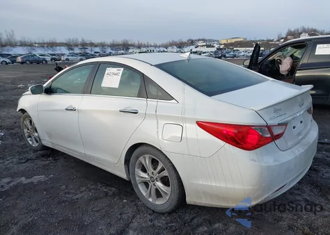 2013 Hyundai Sonata Limited z USA, uszkodzony, nr VIN 5NPEC4AC3DH727378